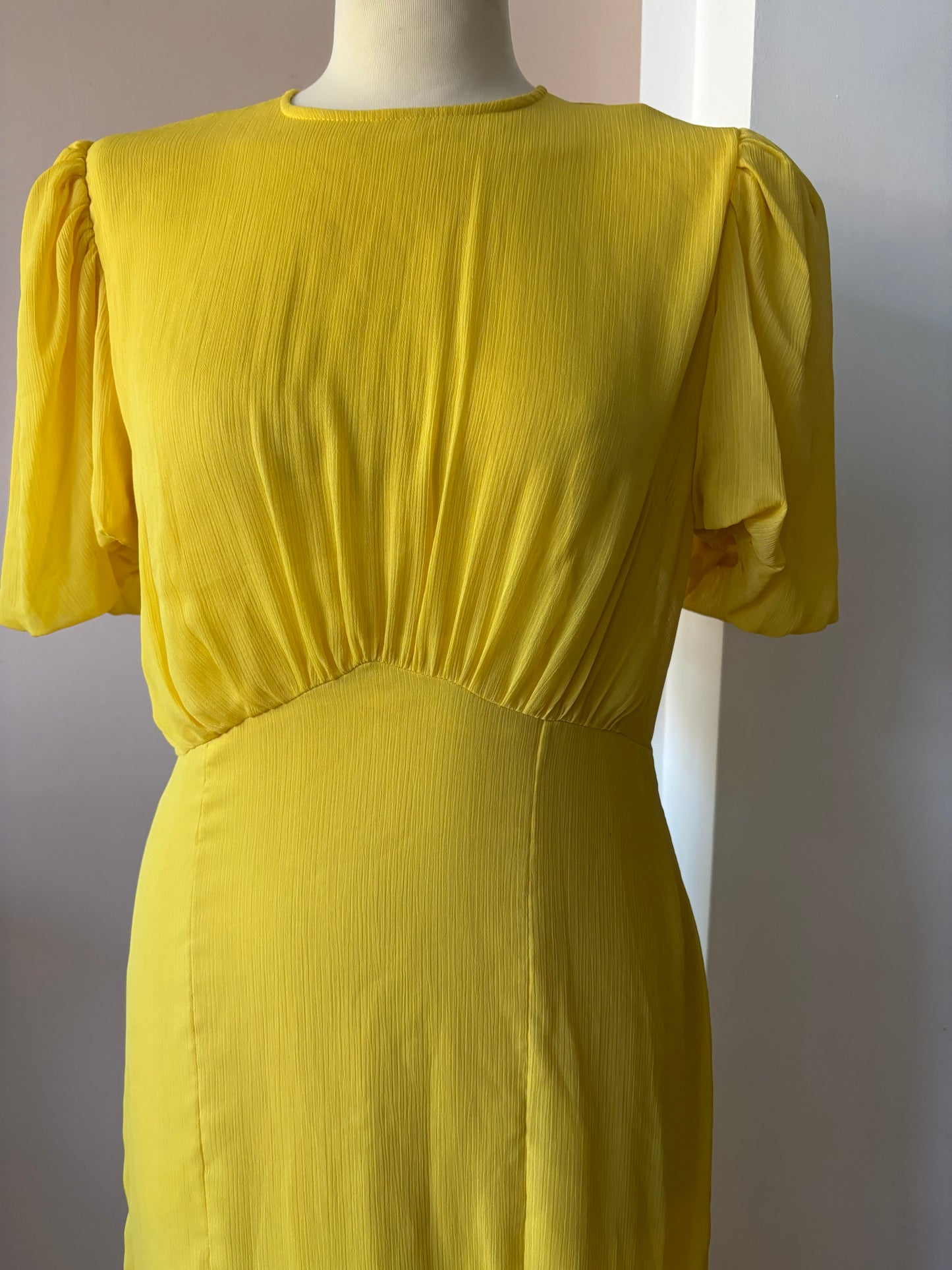 De La Vali yellow occasion dress size 12