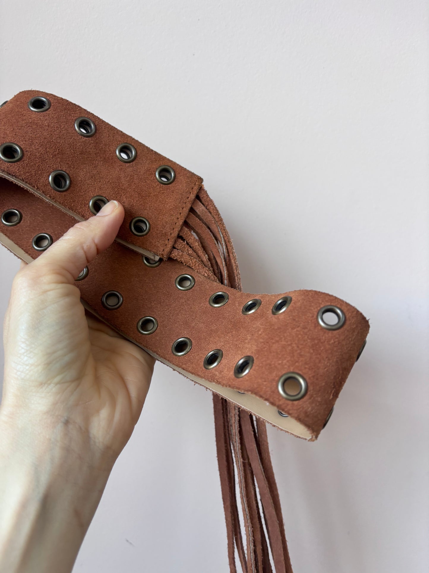 Brown suede stuffed tassel belt