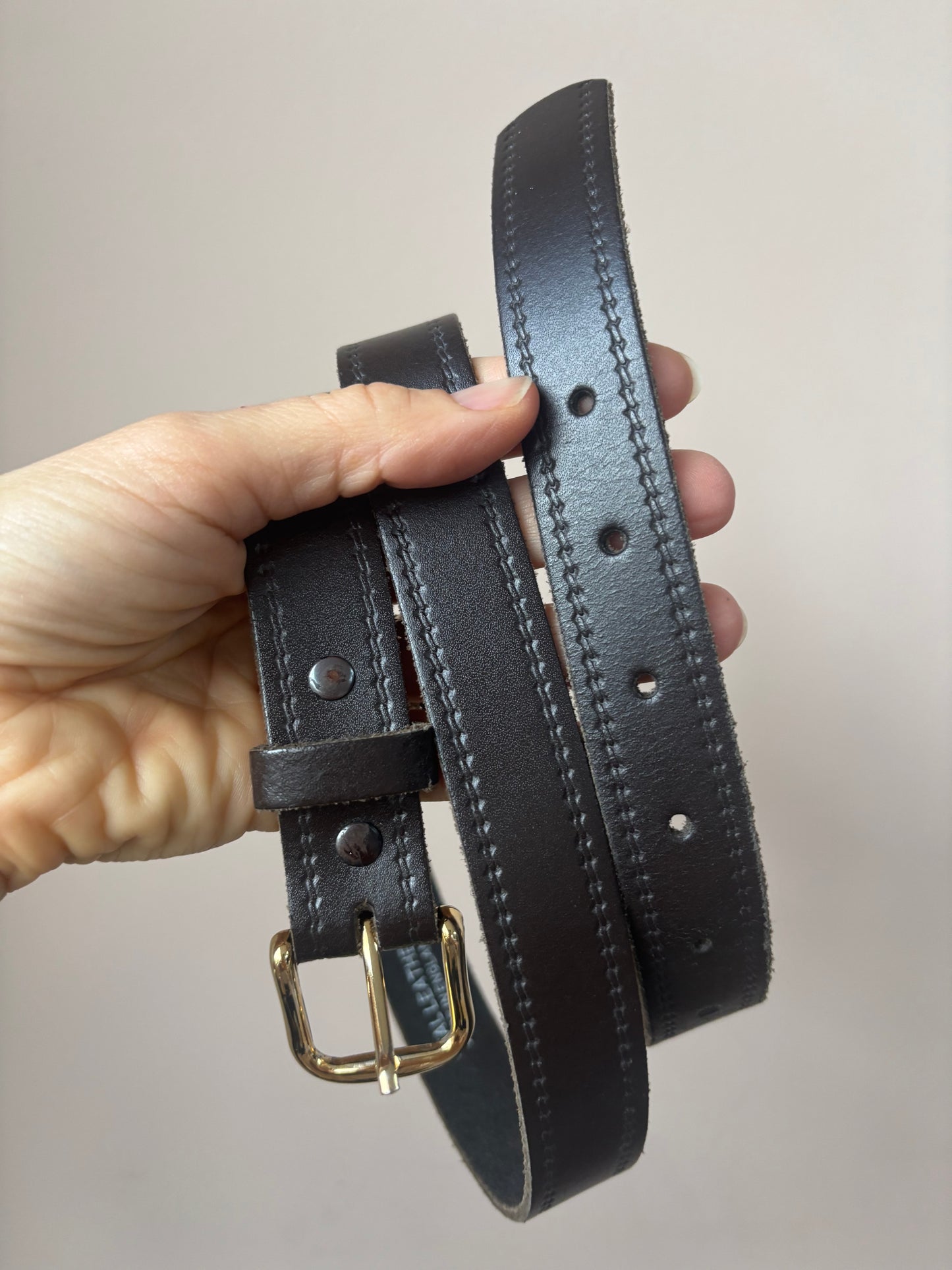 Dark brown leather belt size Medium