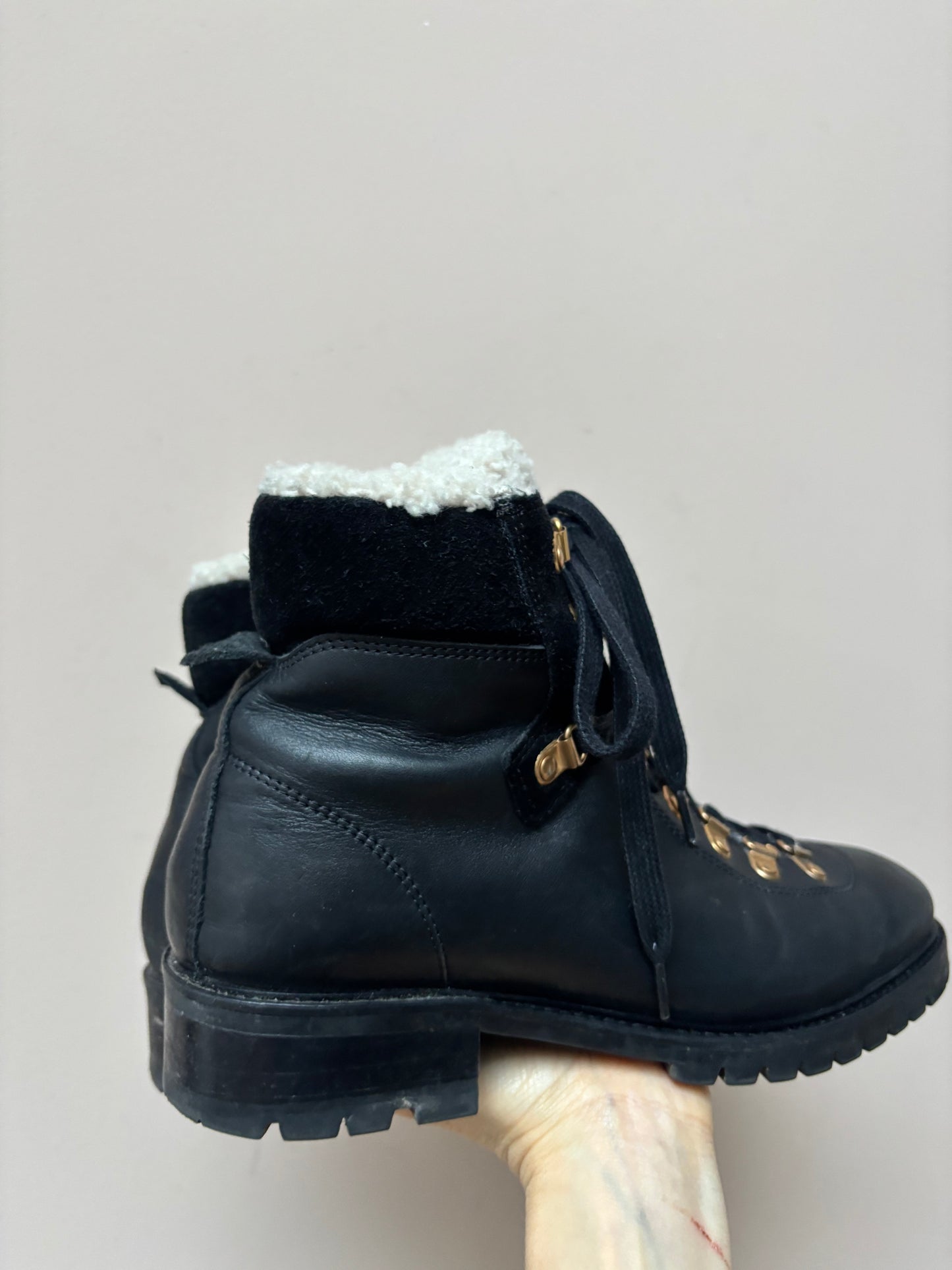 Anonymous Copenhagen black fleece lined leather boots size 41 (UK8)