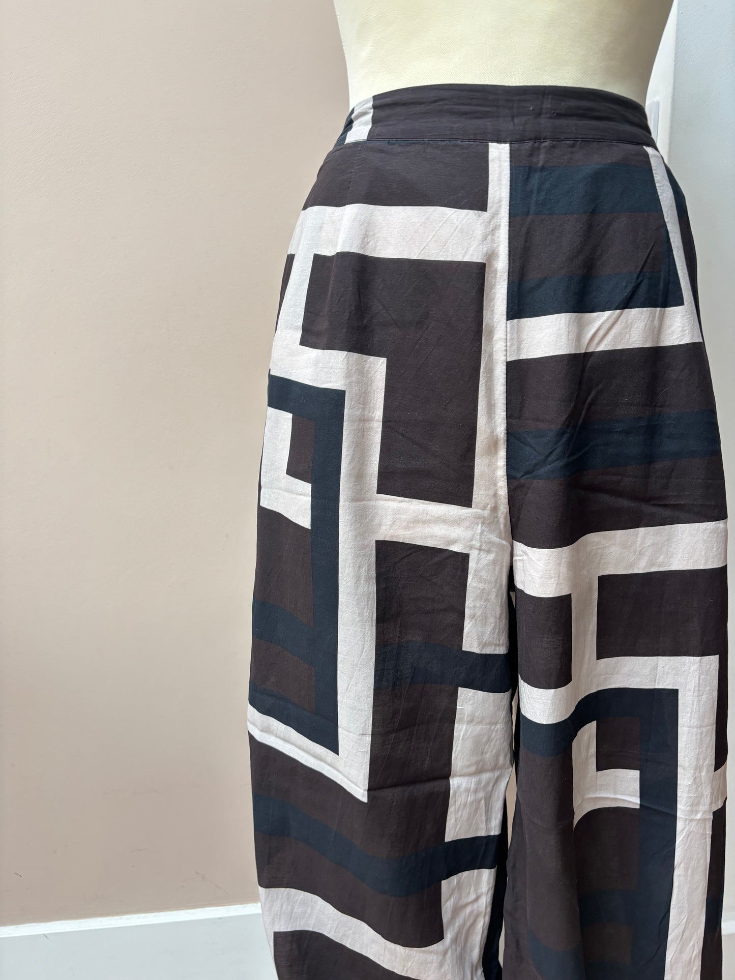 Wide leg light cotton trousers size 14