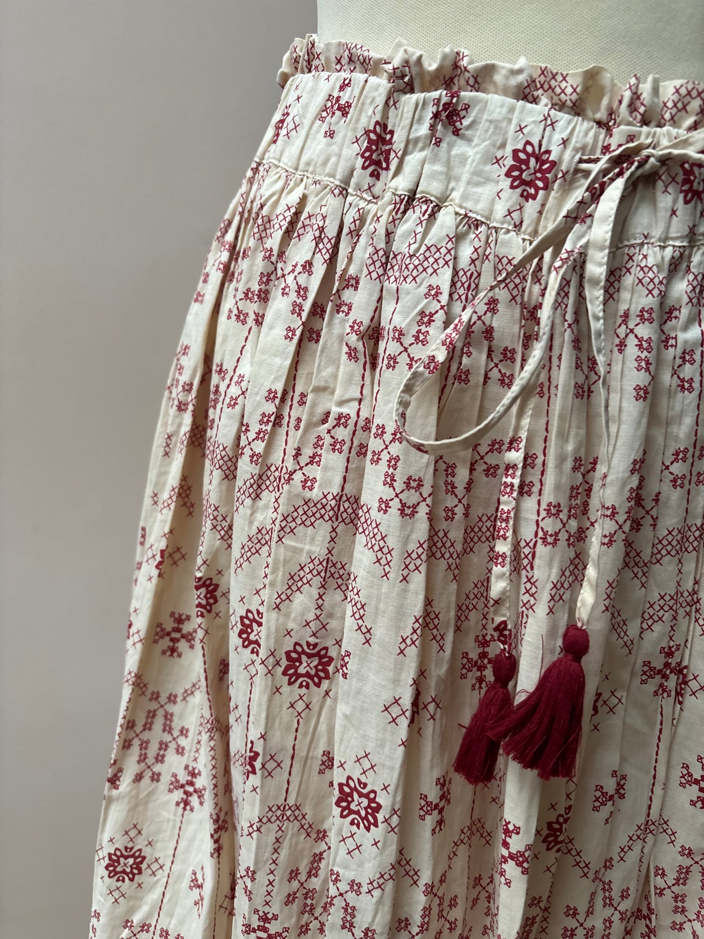 Long patterned 100% cotton skirt size 10/12