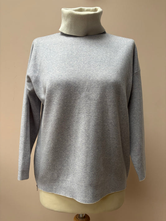 Jaeger grey 100% wool jumper size Small