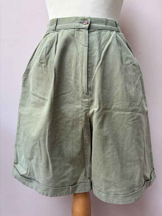 Vintage green cotton linen mix shorts size 10/12