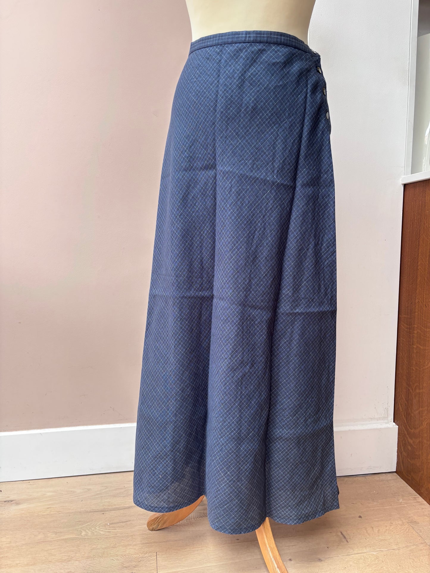 Vintage Laura Ashley 100% linen maxi skirt size 12 BNWT