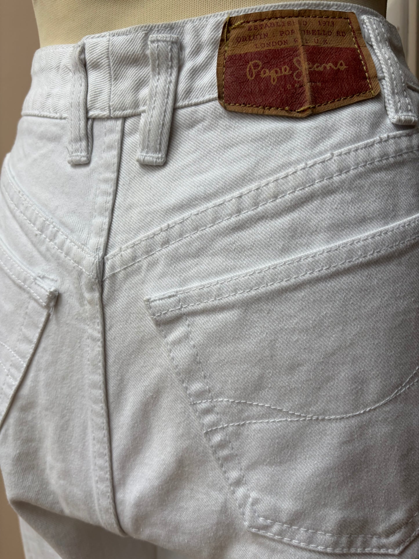 Vintage white Pepe Jeans size 10