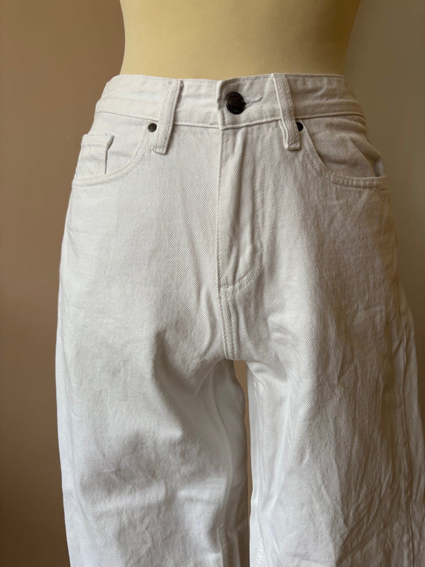 Creeks white 100% cotton jeans size 10