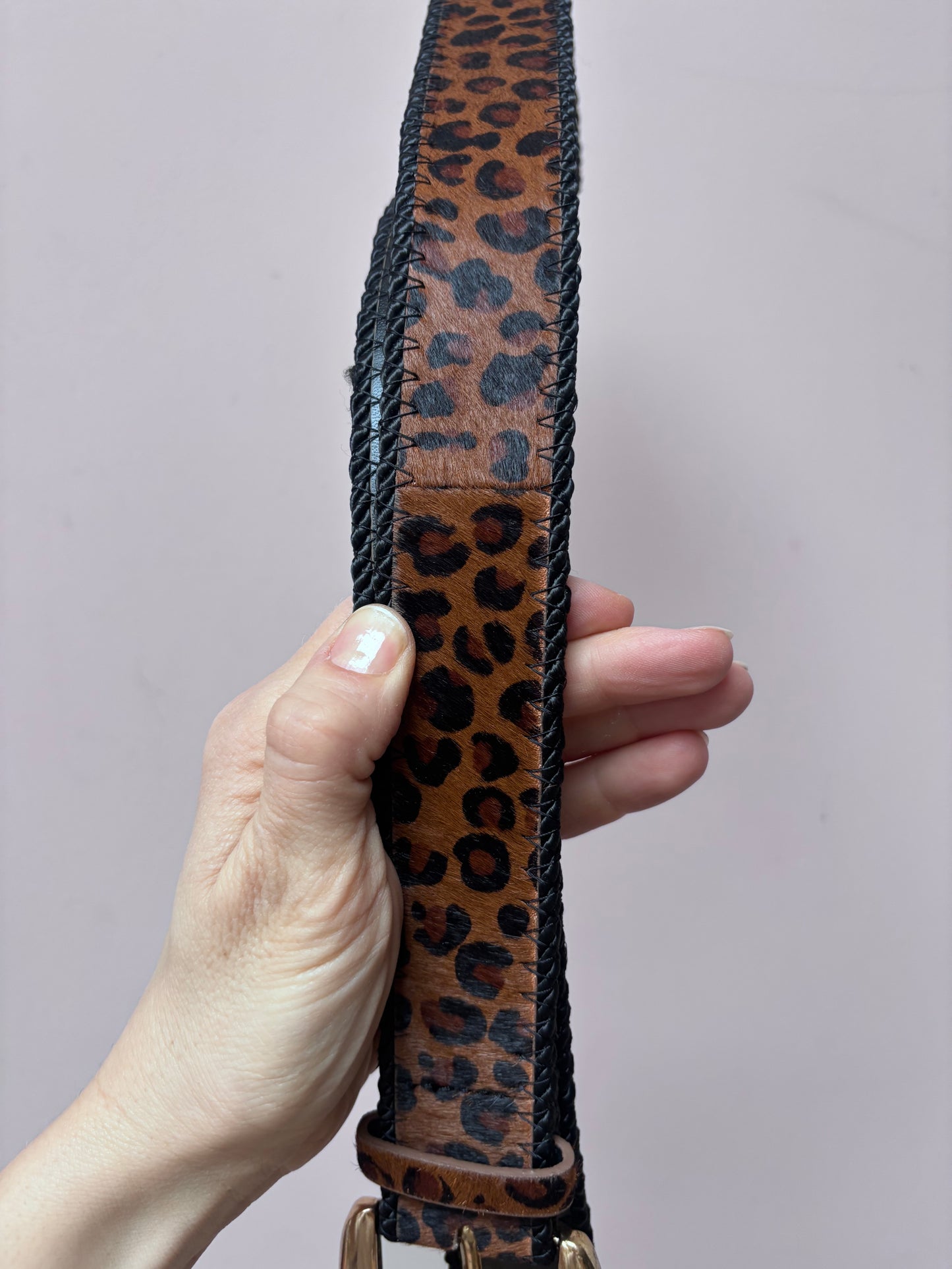 Animal print leather cow skin belt size size 8-12