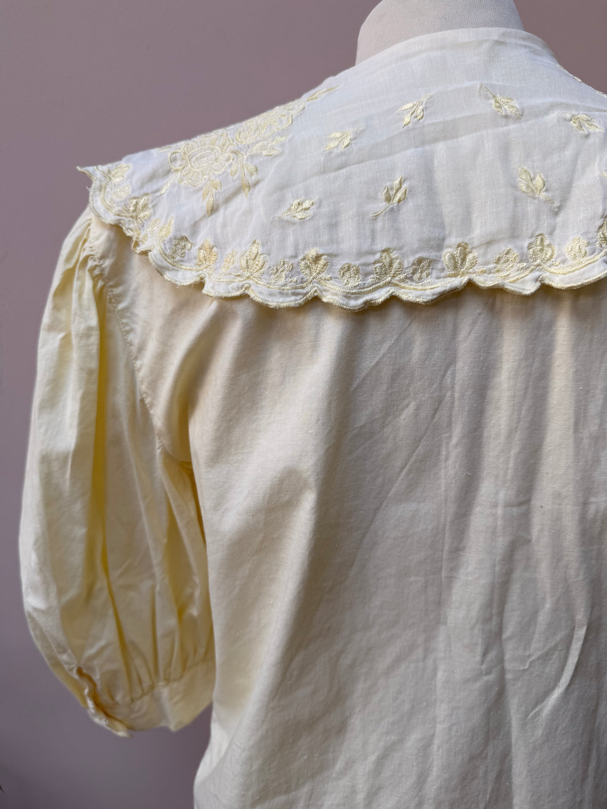 Vintage lemon blouse with oversized collar size 12