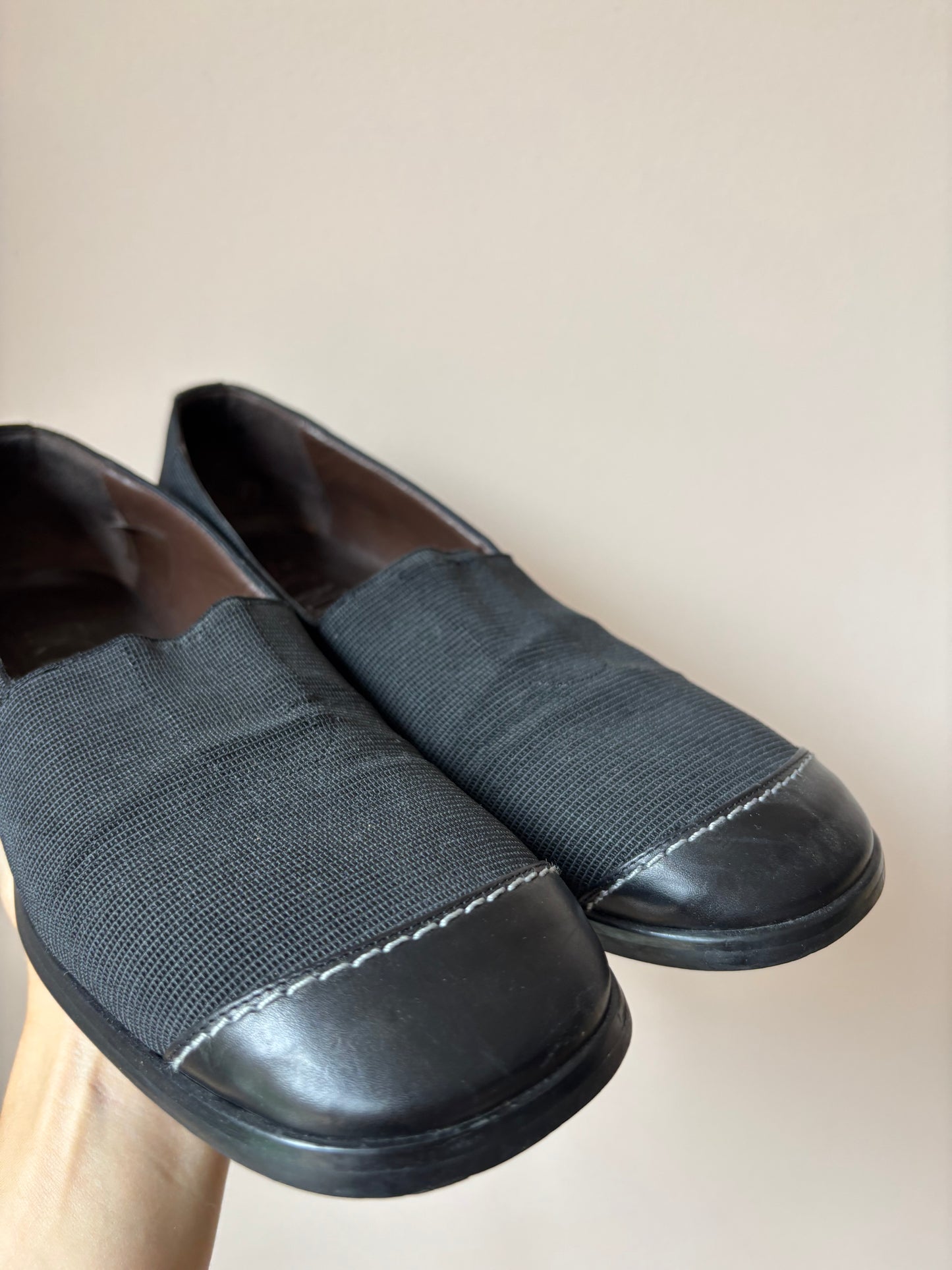 Vintage black shoes size UK4