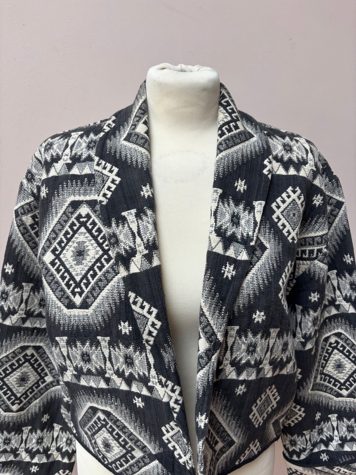 Vintage 100% cotton cropped jacket size 12