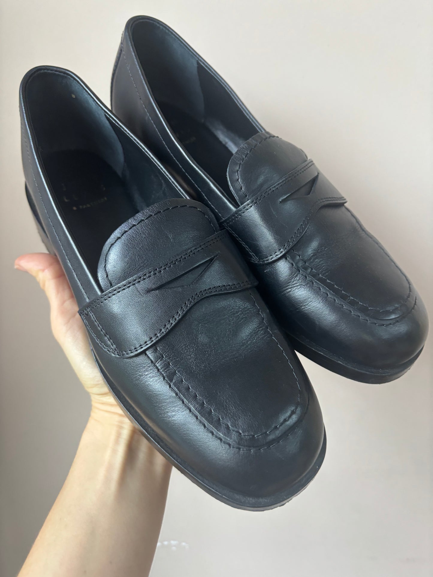 Black leather brogues size 5.5