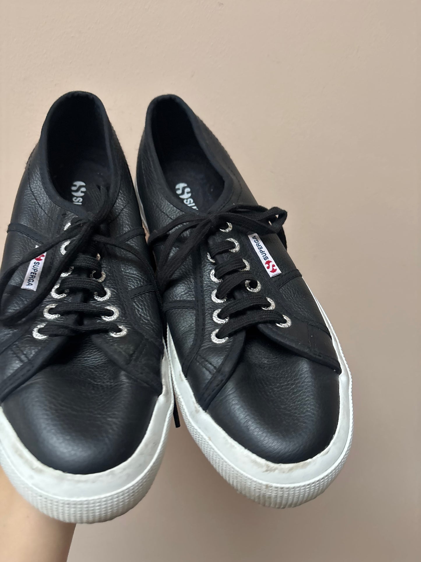 Black leather Superga shoes size 41 (UK7)
