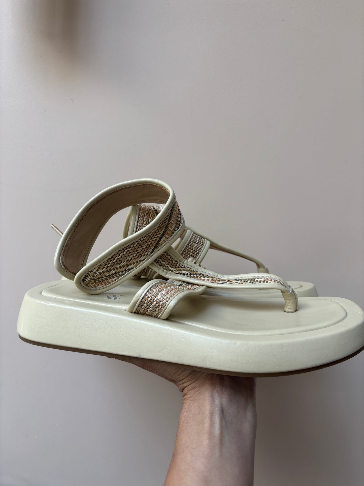 Vanessa Wu leather chunky sandals size UK5