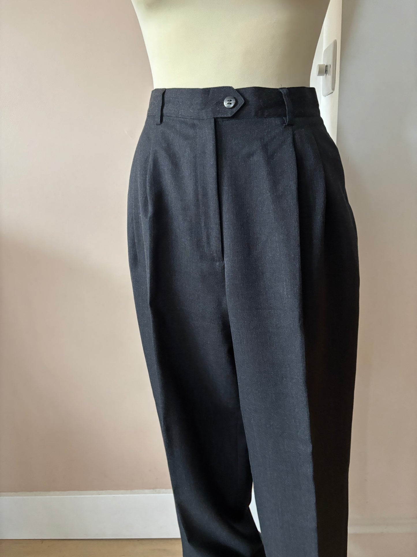Vintage 100% wool trousers size 8/10