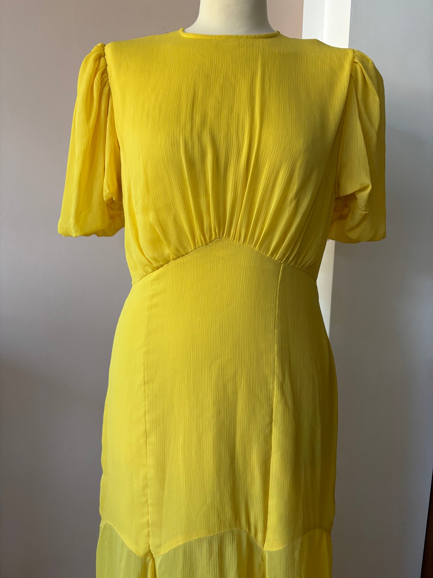De La Vali yellow occasion dress size 12