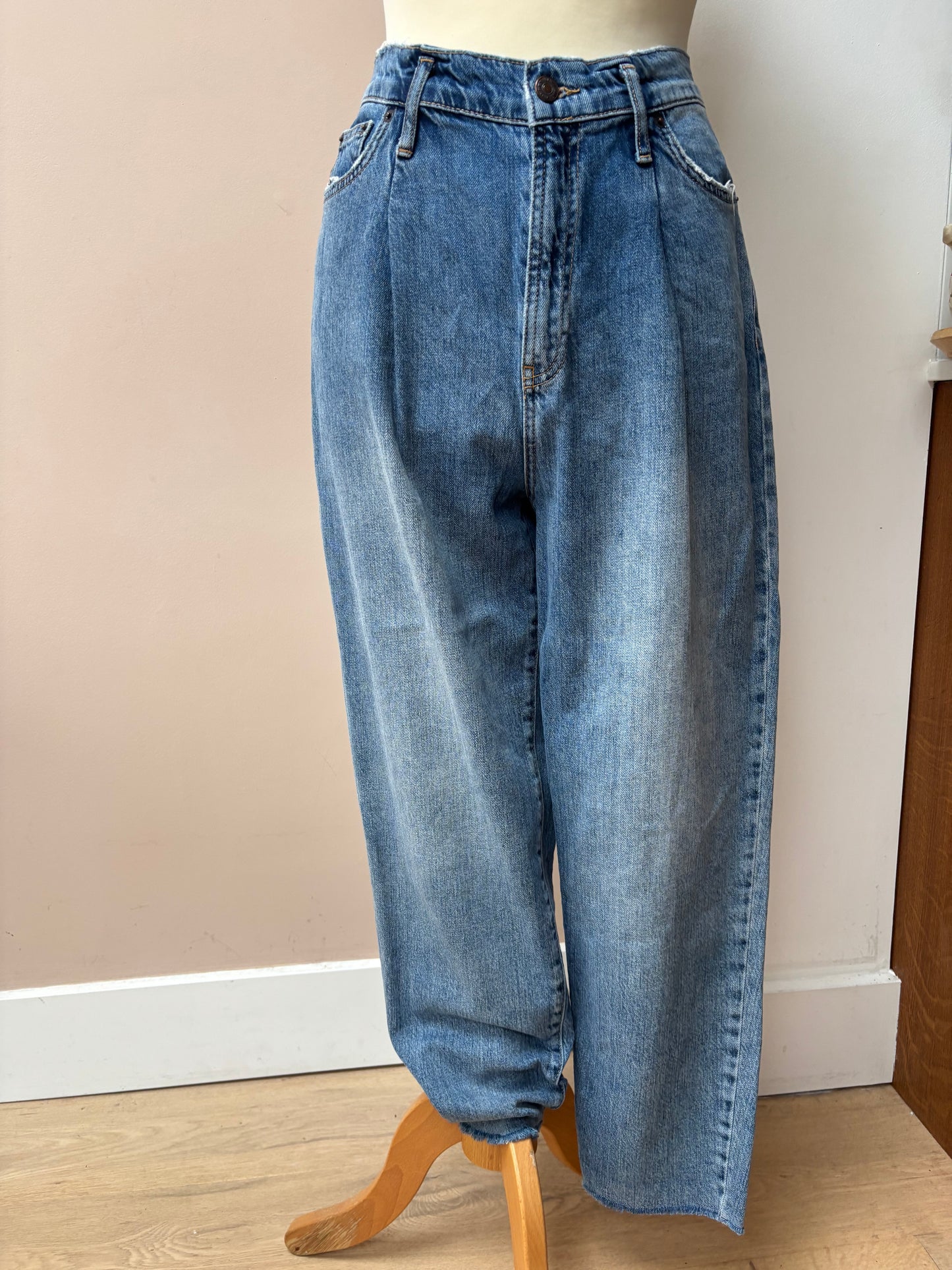 Great shape SET jeans size 10