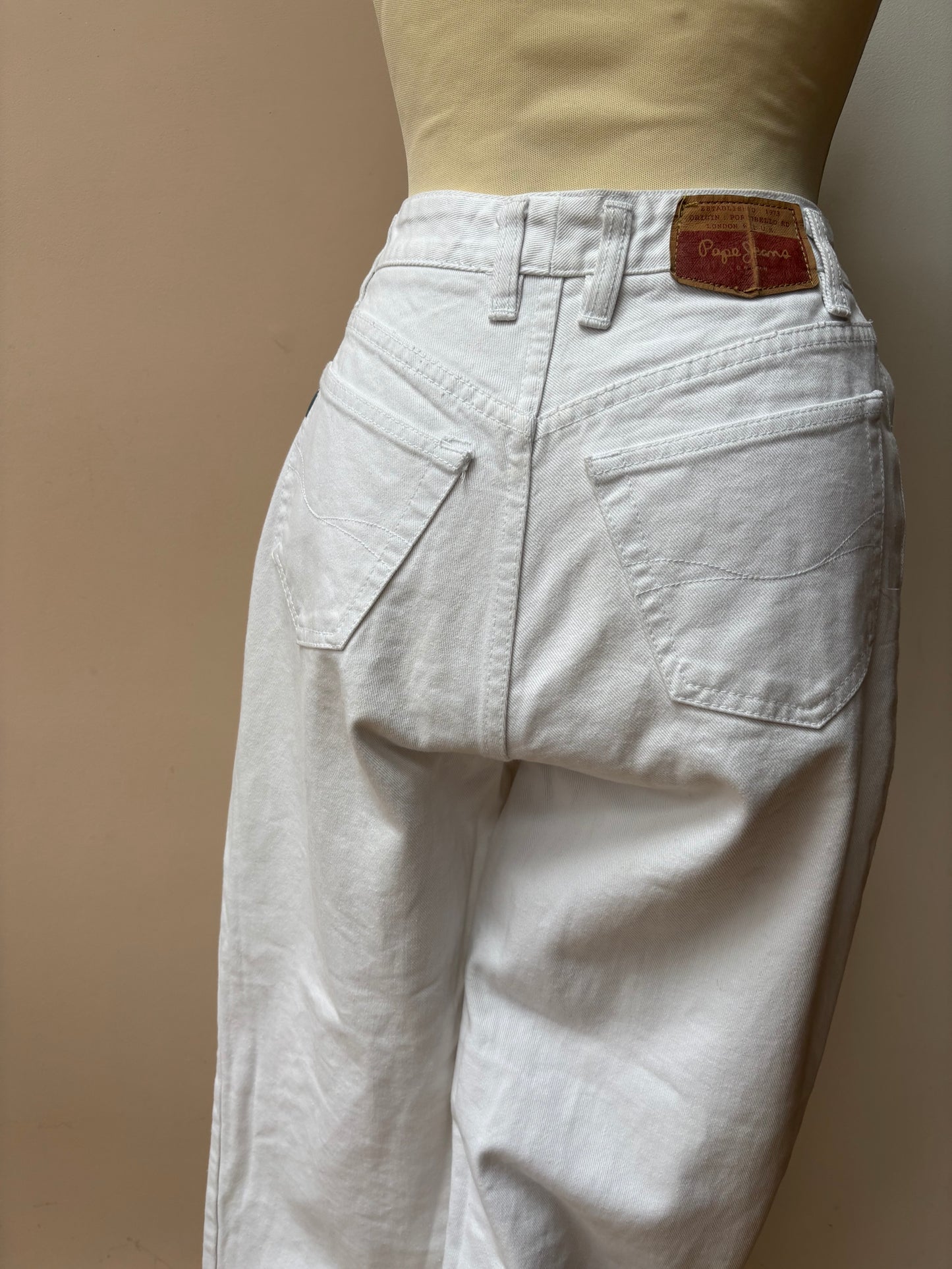 Vintage white Pepe Jeans size 10