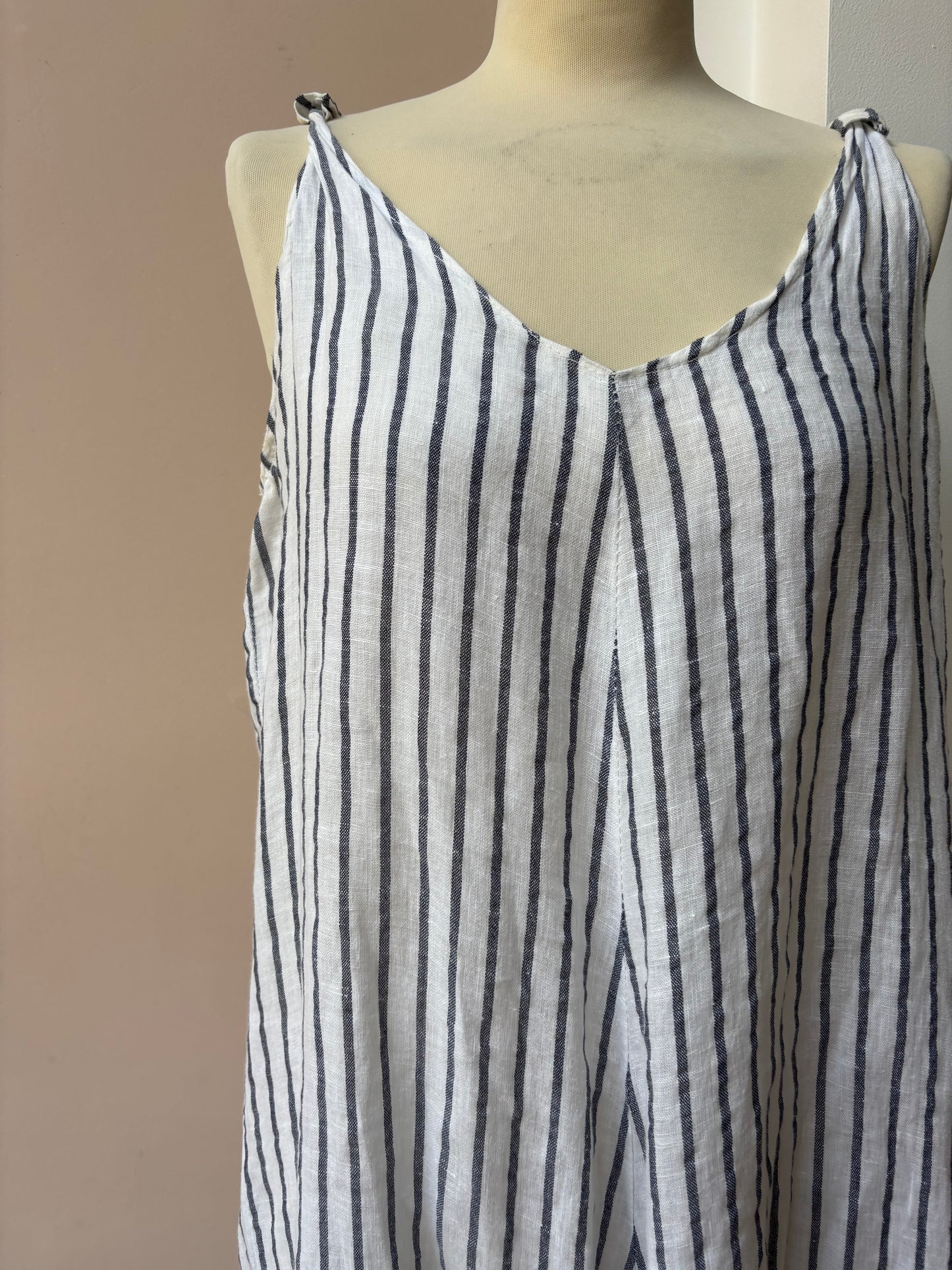 Striped 100% linen jumpsuit size M/L