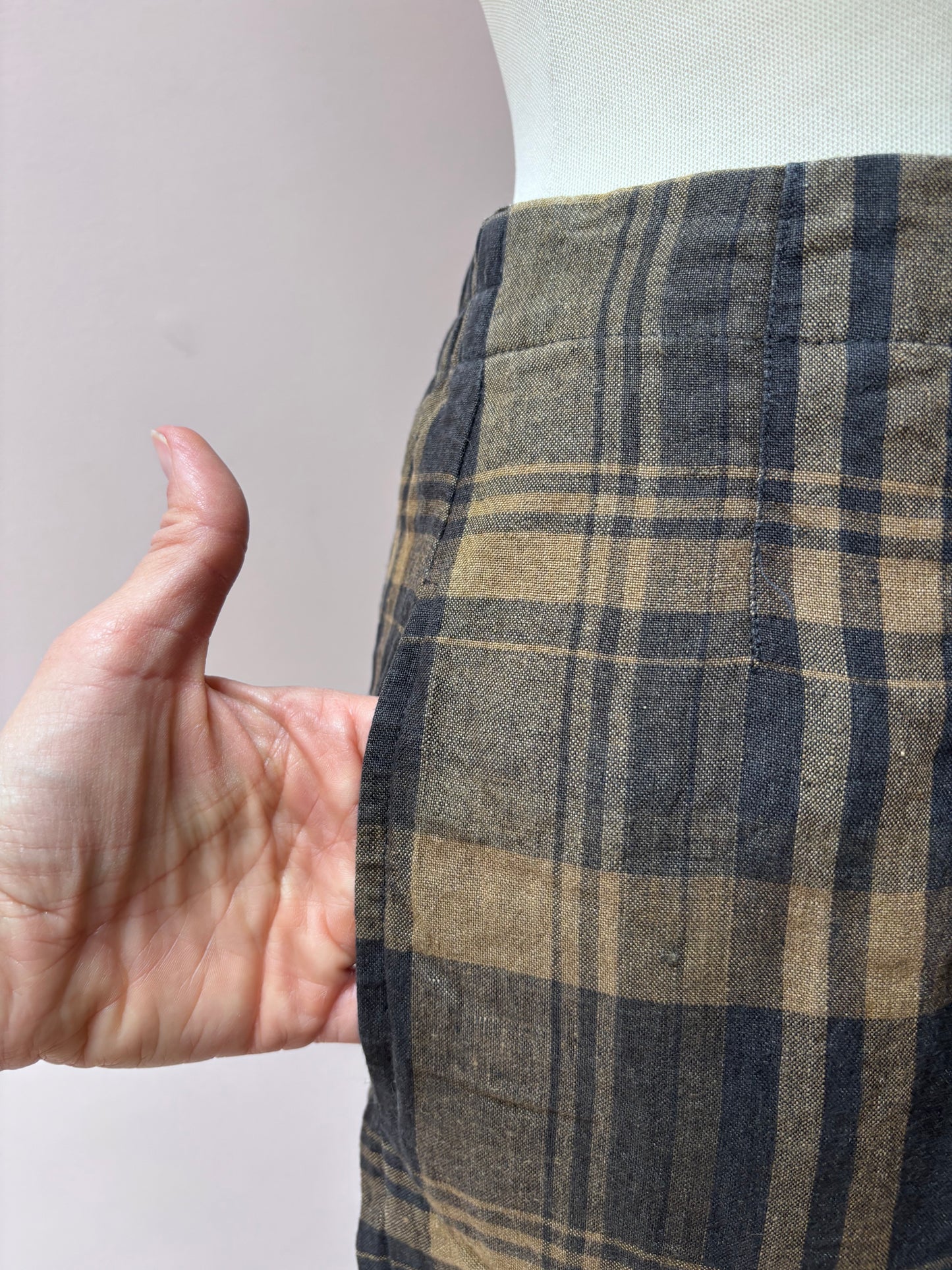 Vintage gold black check 100% linen trousers size 10