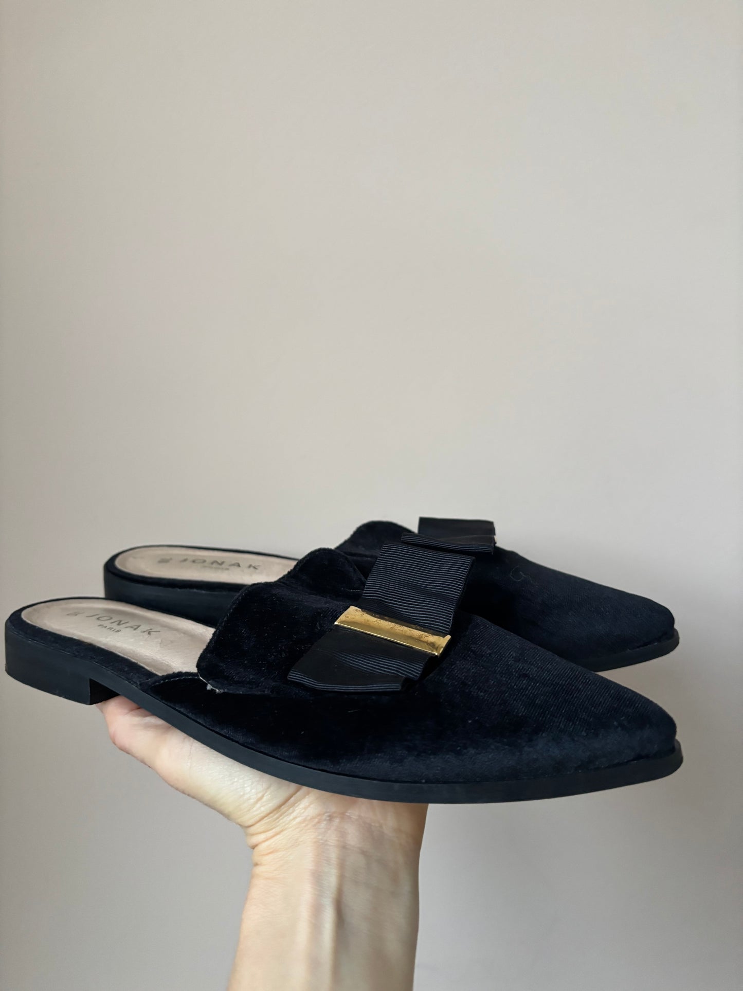 Jonak Black velvet leather flats size UK6