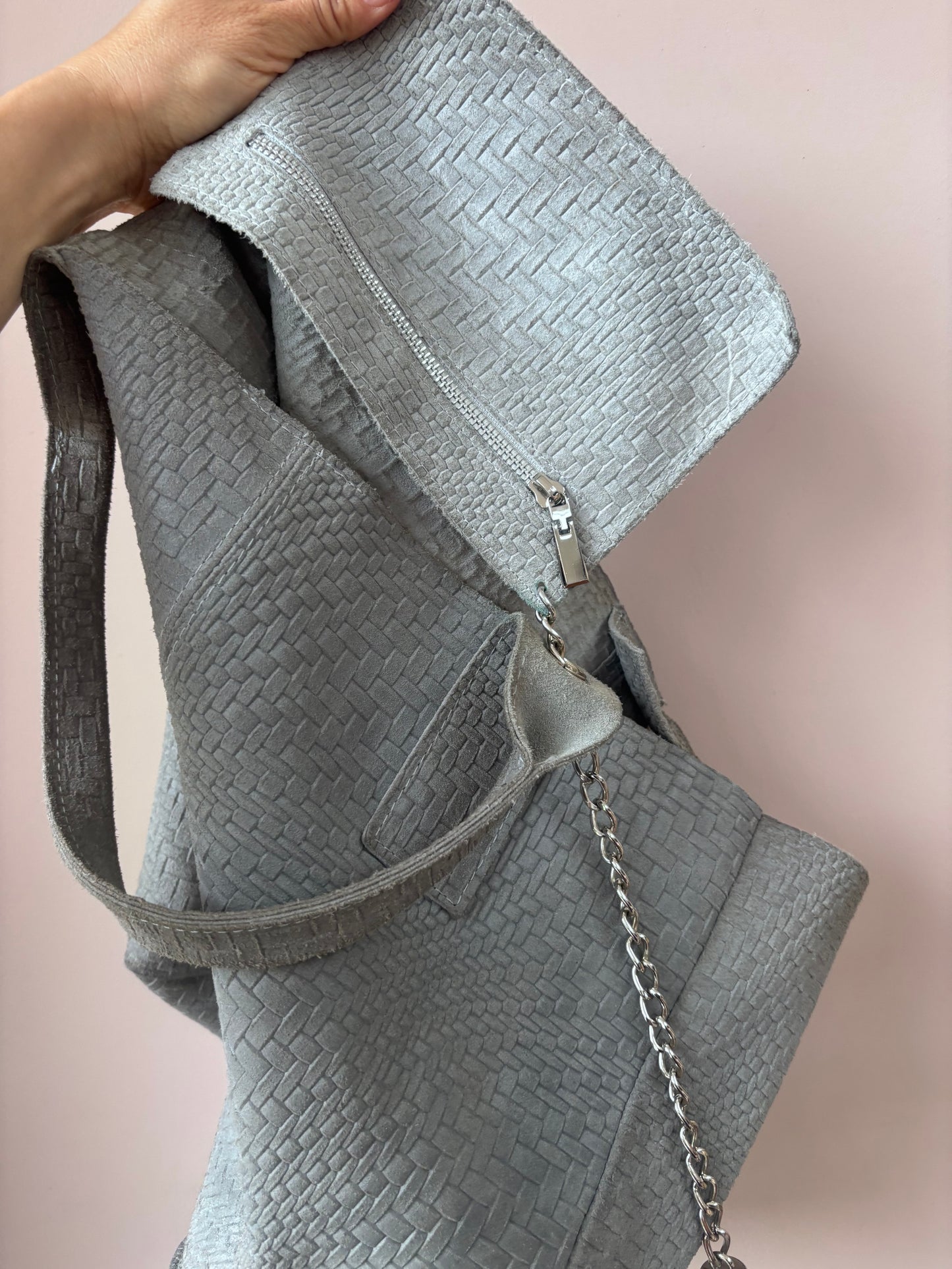 Grey suede bag with tassel