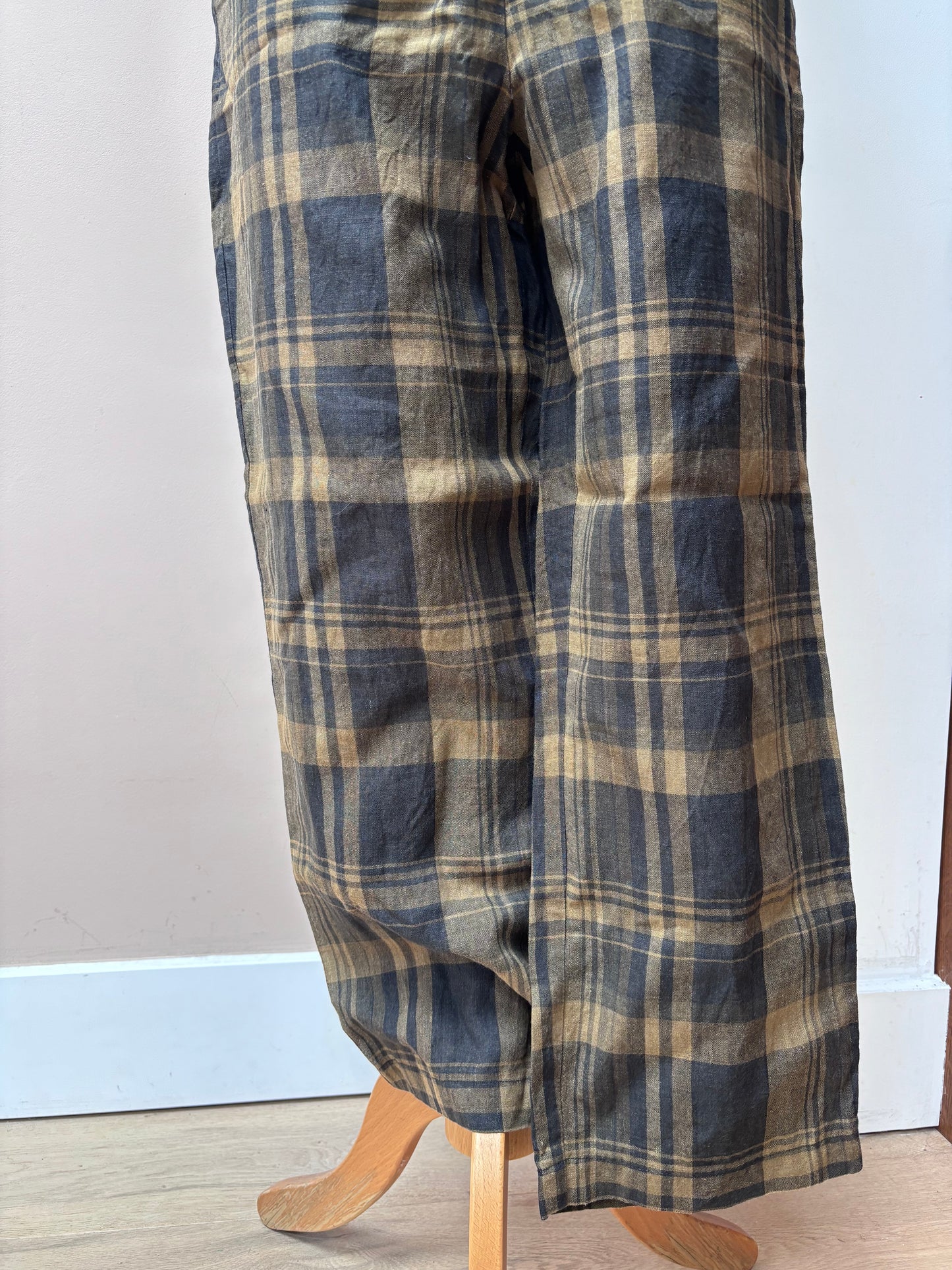 Vintage gold black check 100% linen trousers size 10