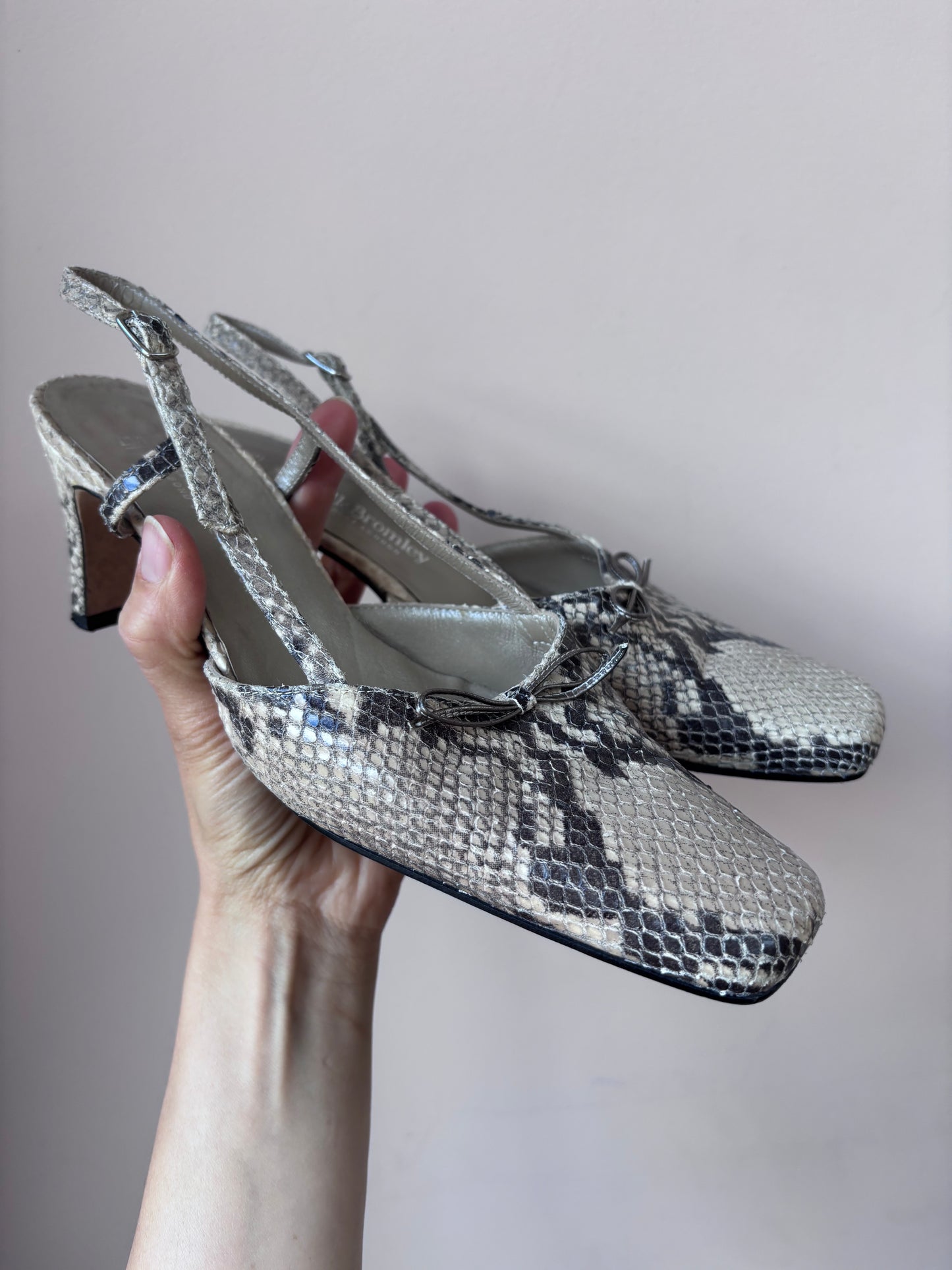 Russell & Bromley snakeskin heels size 5/6