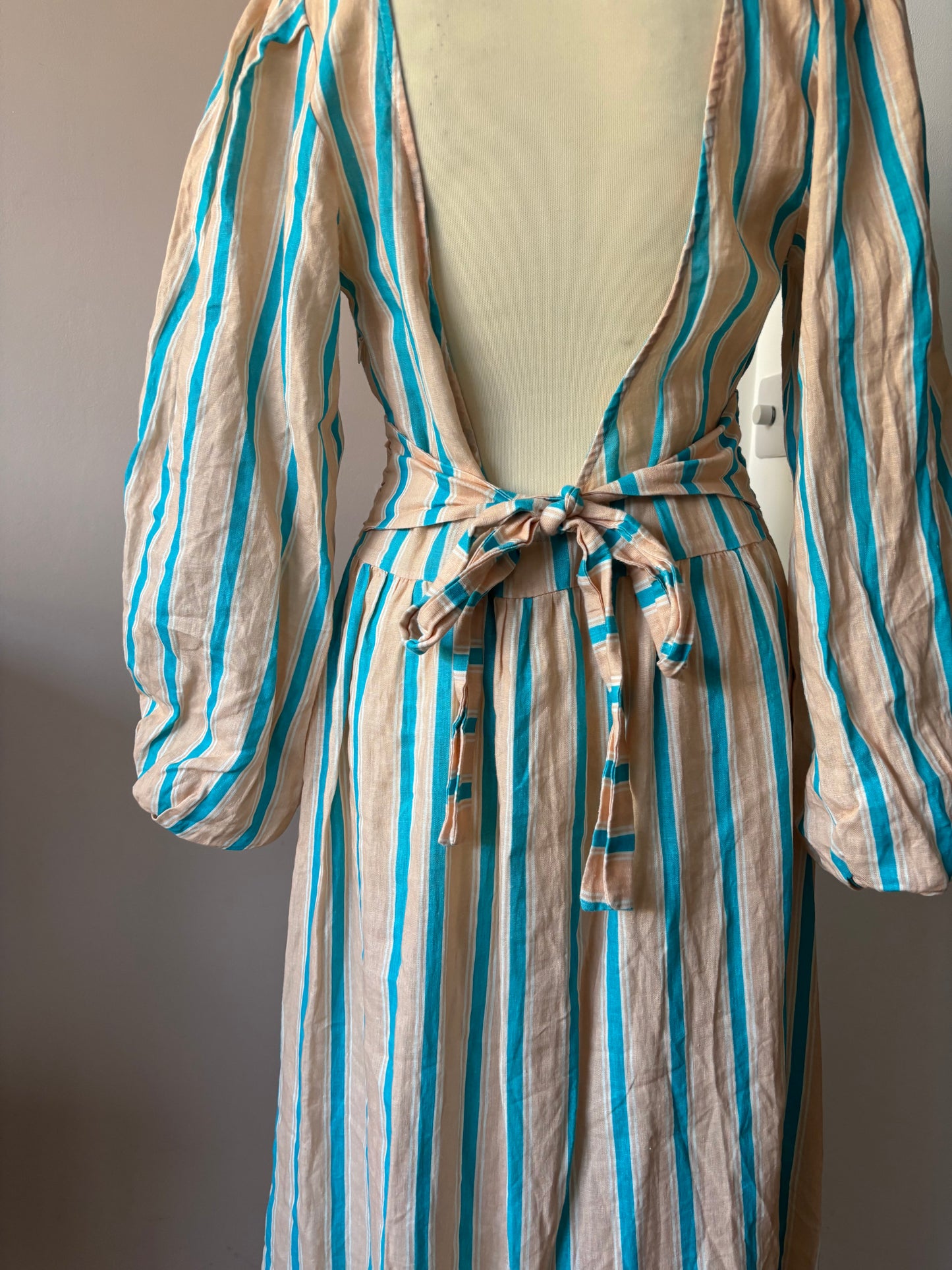100% linen striped backless dress with baggy sleeves and tie waist size 12