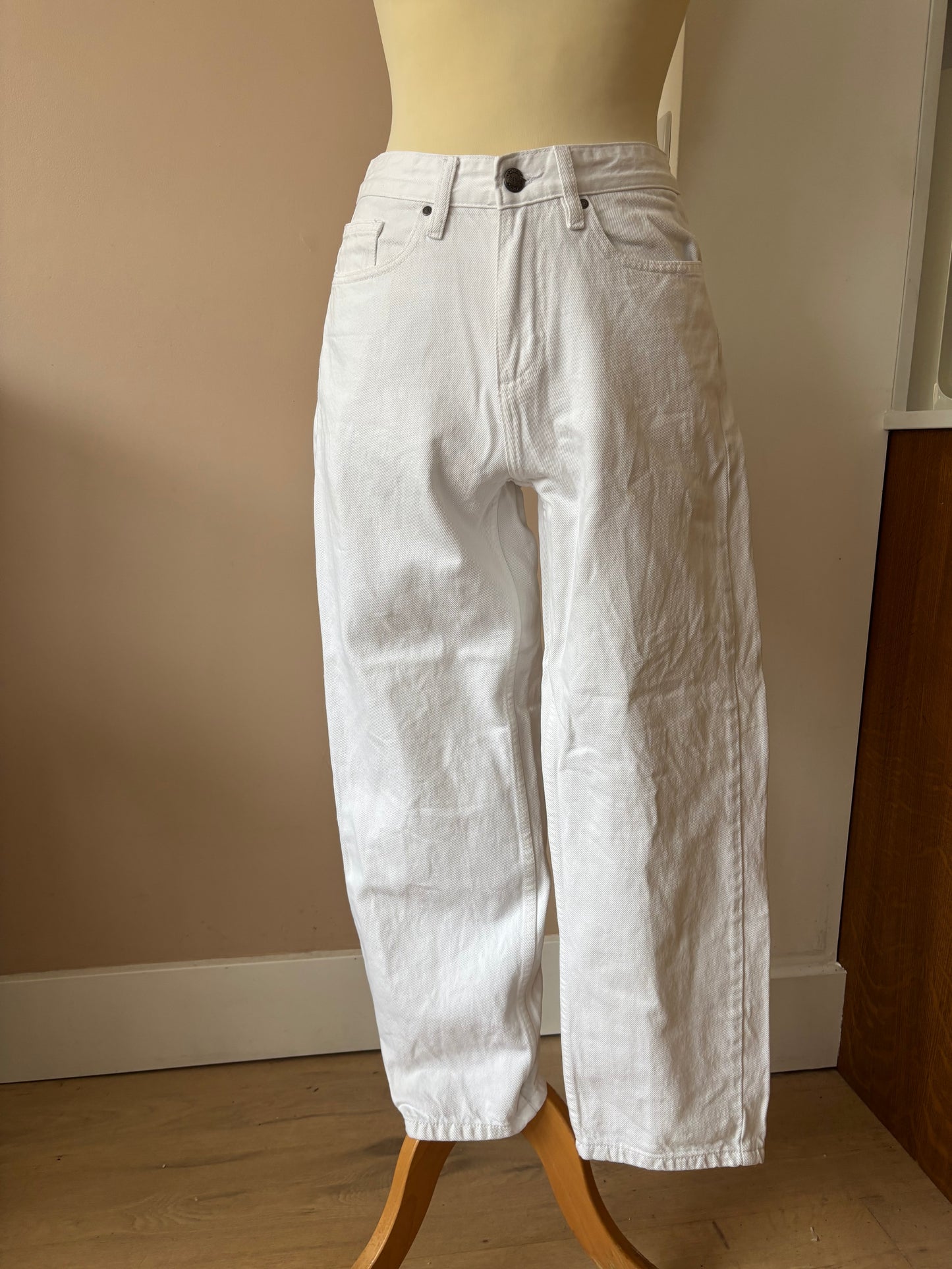 Creeks white 100% cotton jeans size 10