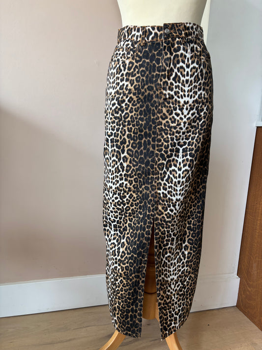 100% cotton leopard print skirt size 8 BNWT