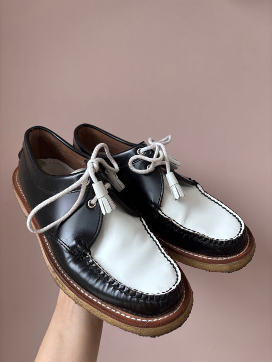 Weejuns black white loafers size UK6.5