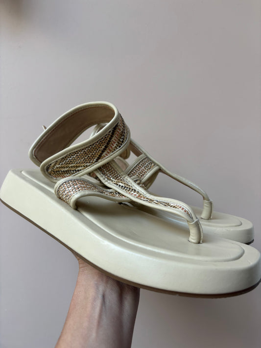 Vanessa Wu leather chunky sandals size UK5