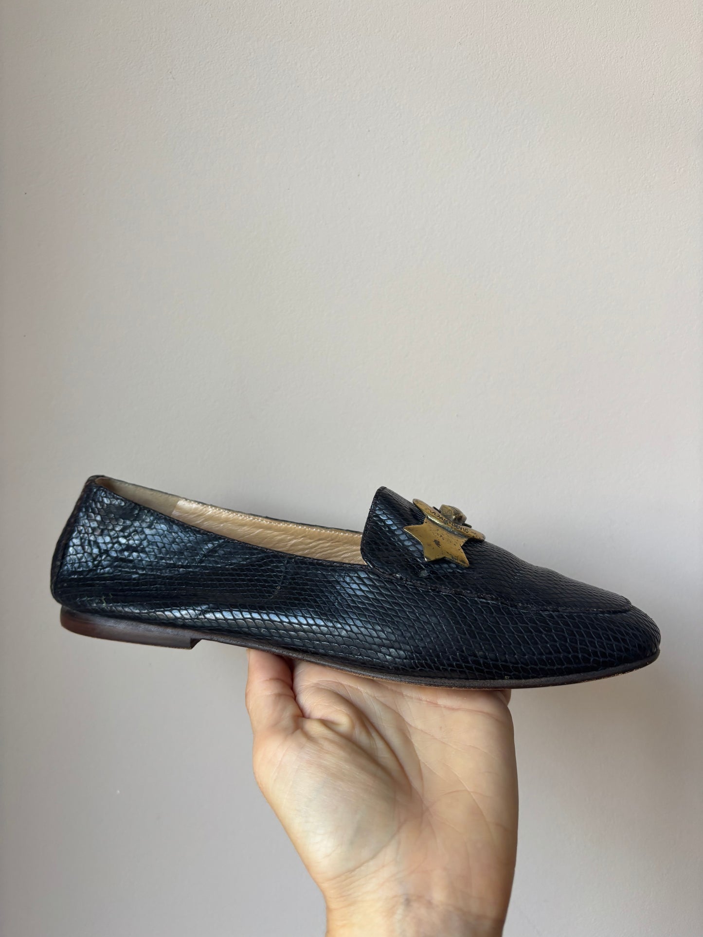 Vintage black leather shoes size 5