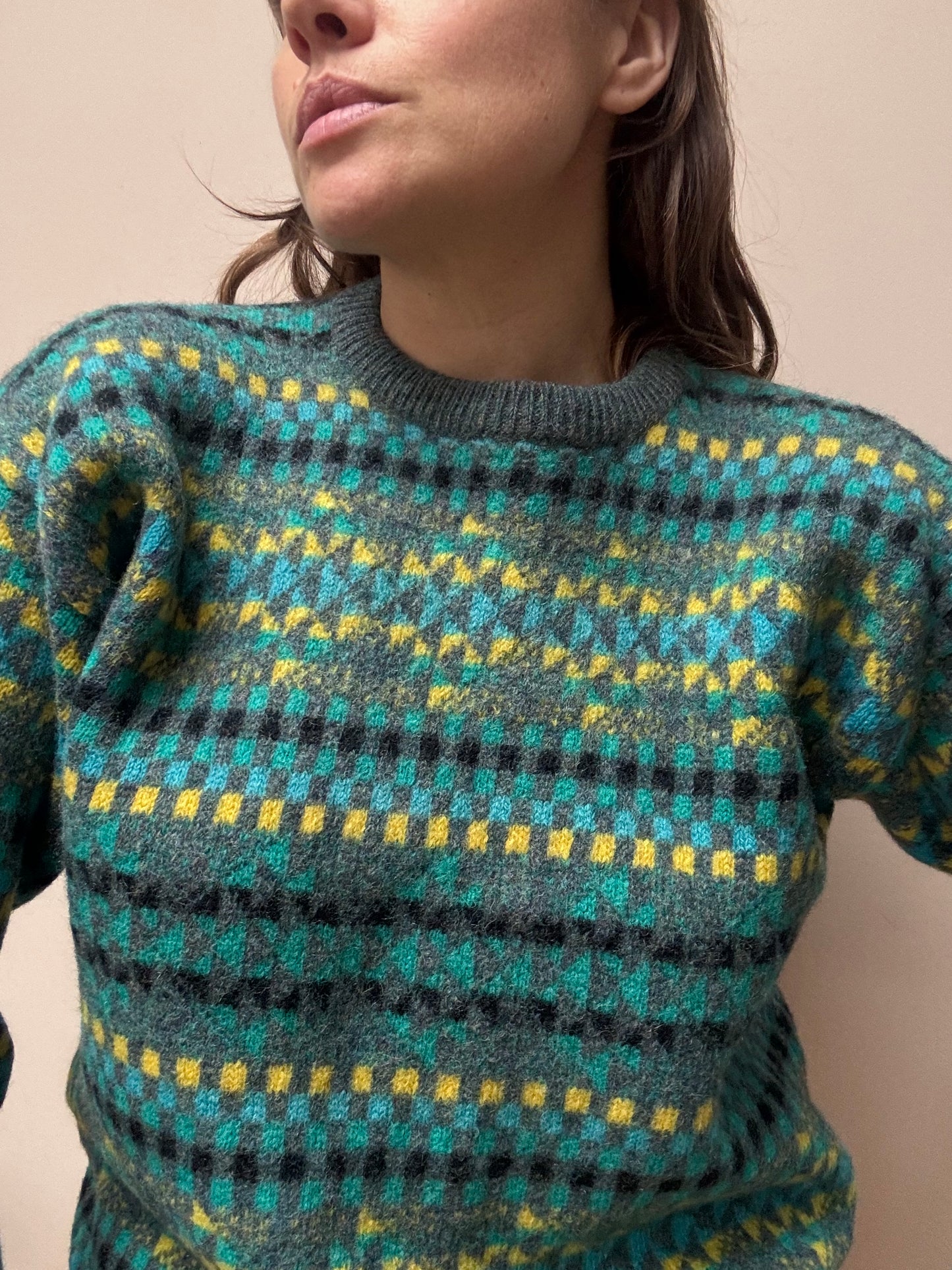 Vintage 100% wool jumper size 12