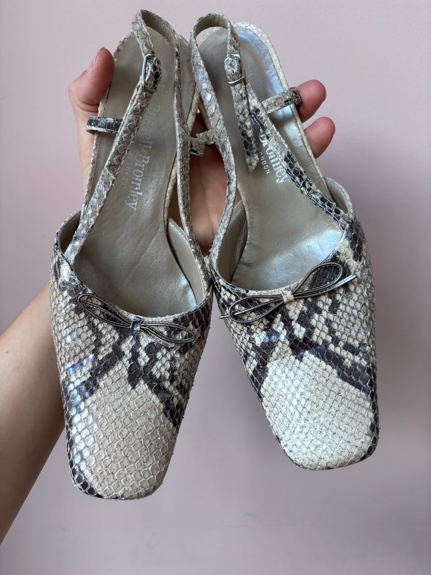 Russell & Bromley snakeskin heels size 5/6