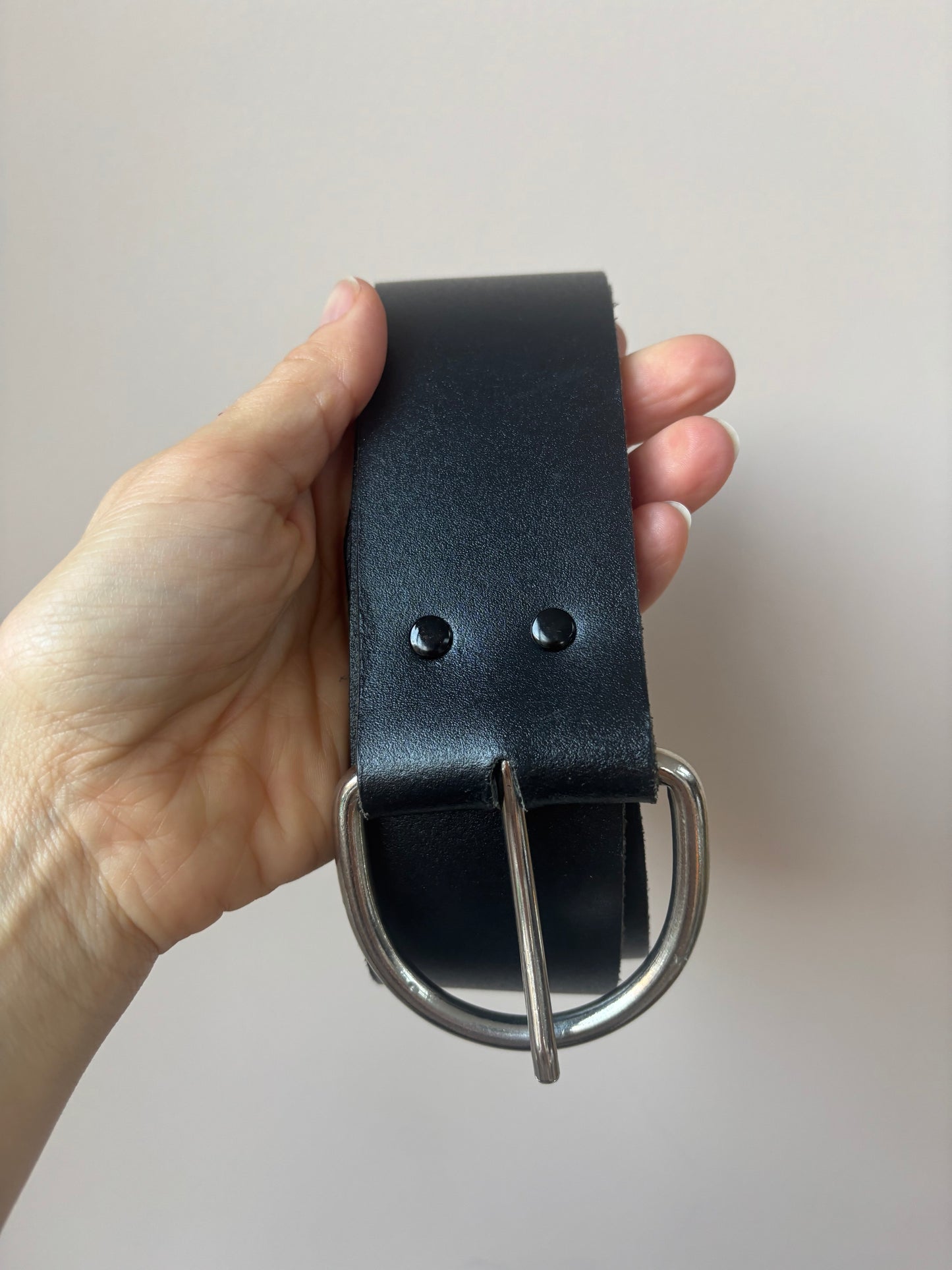 Wide black leather belt size Medium
