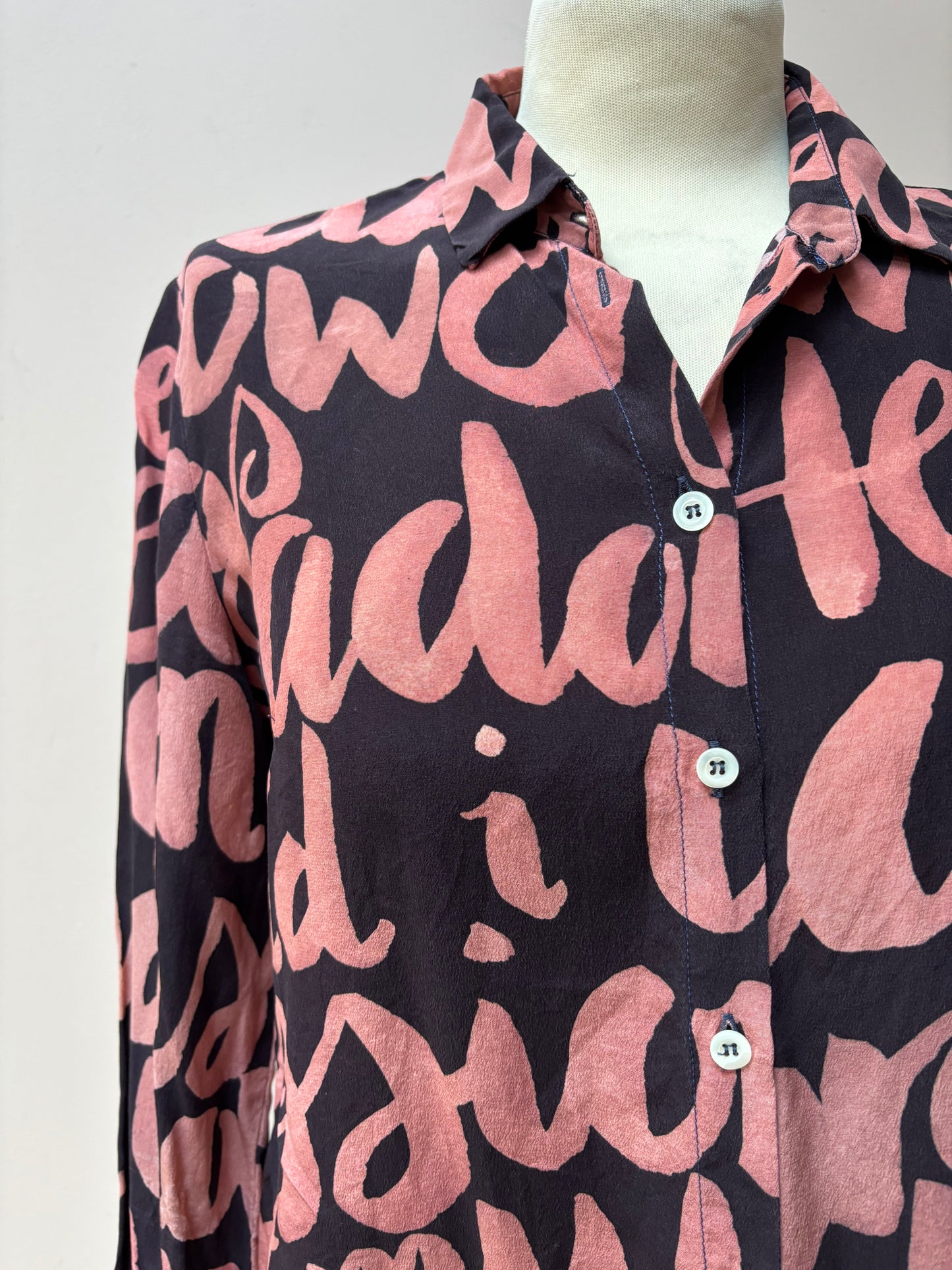 Vintage 100% silk shirt size 8/10