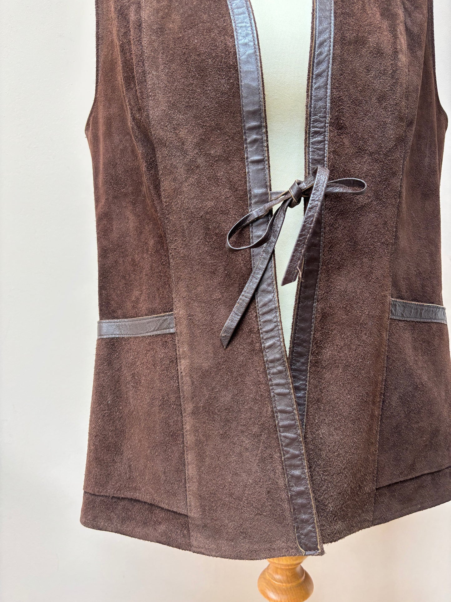Vintage brown suede waistcoat size Medium