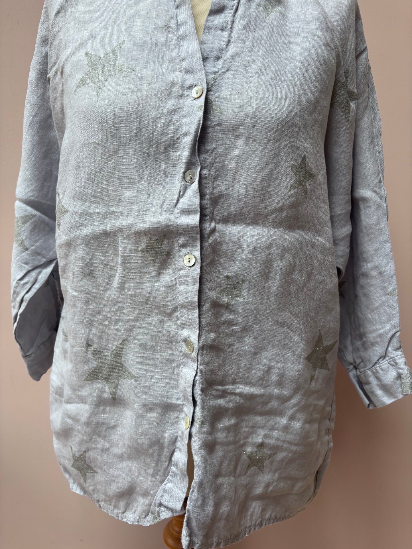 Pale grey 100% linen star shirt size 10