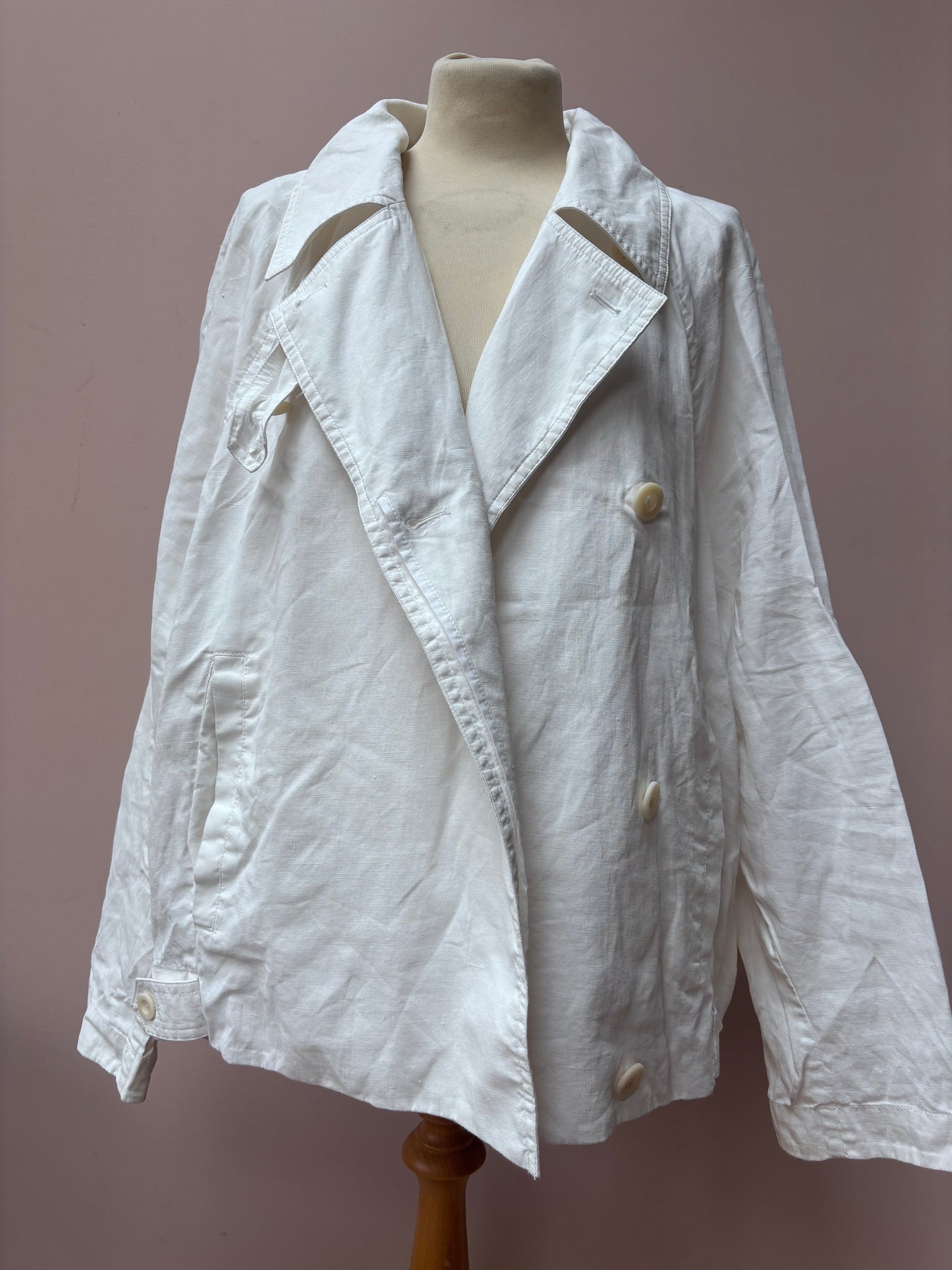 White 100% linen jacket size 14