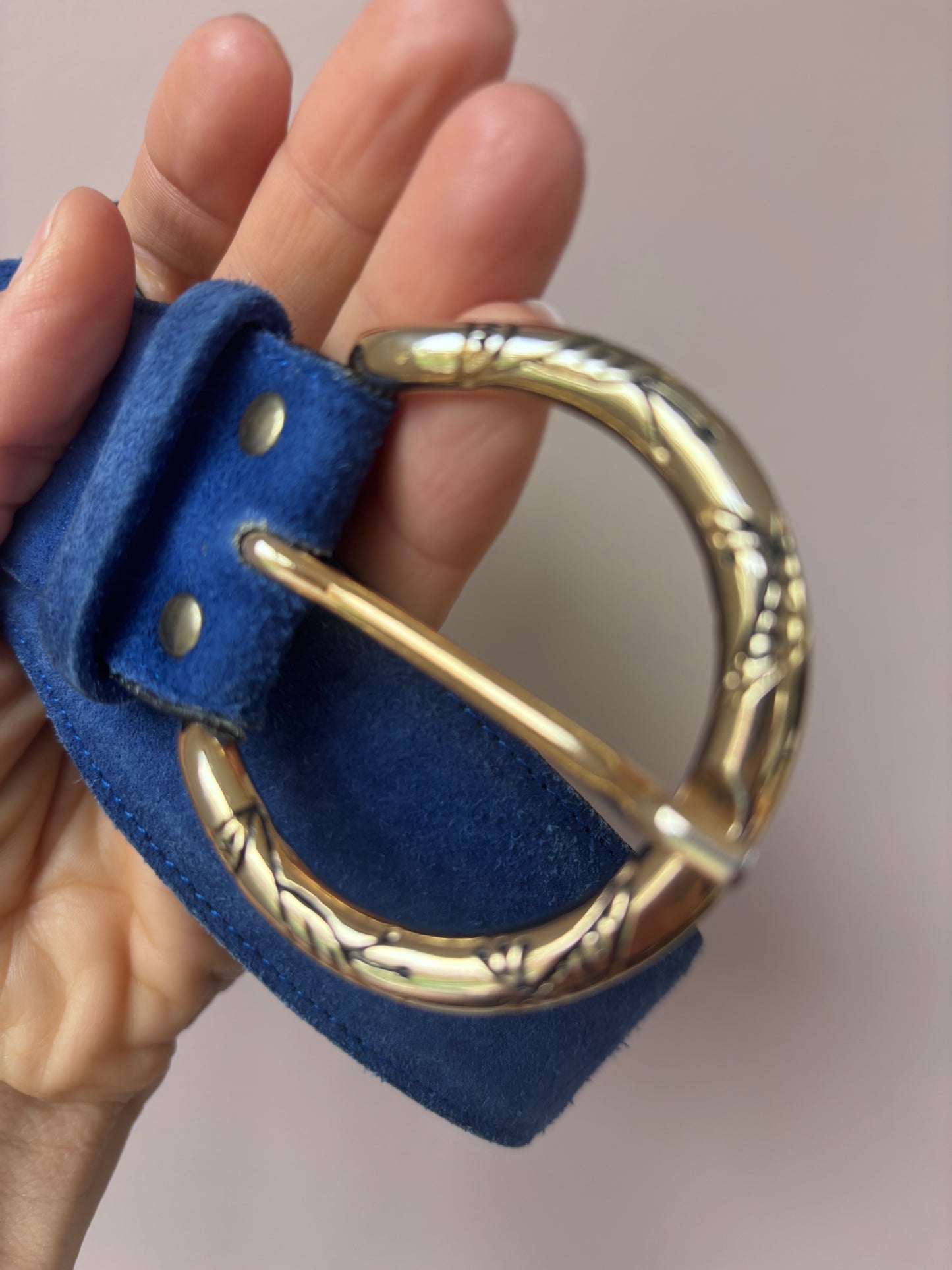 Vintage cobalt blue suede belt size S/M