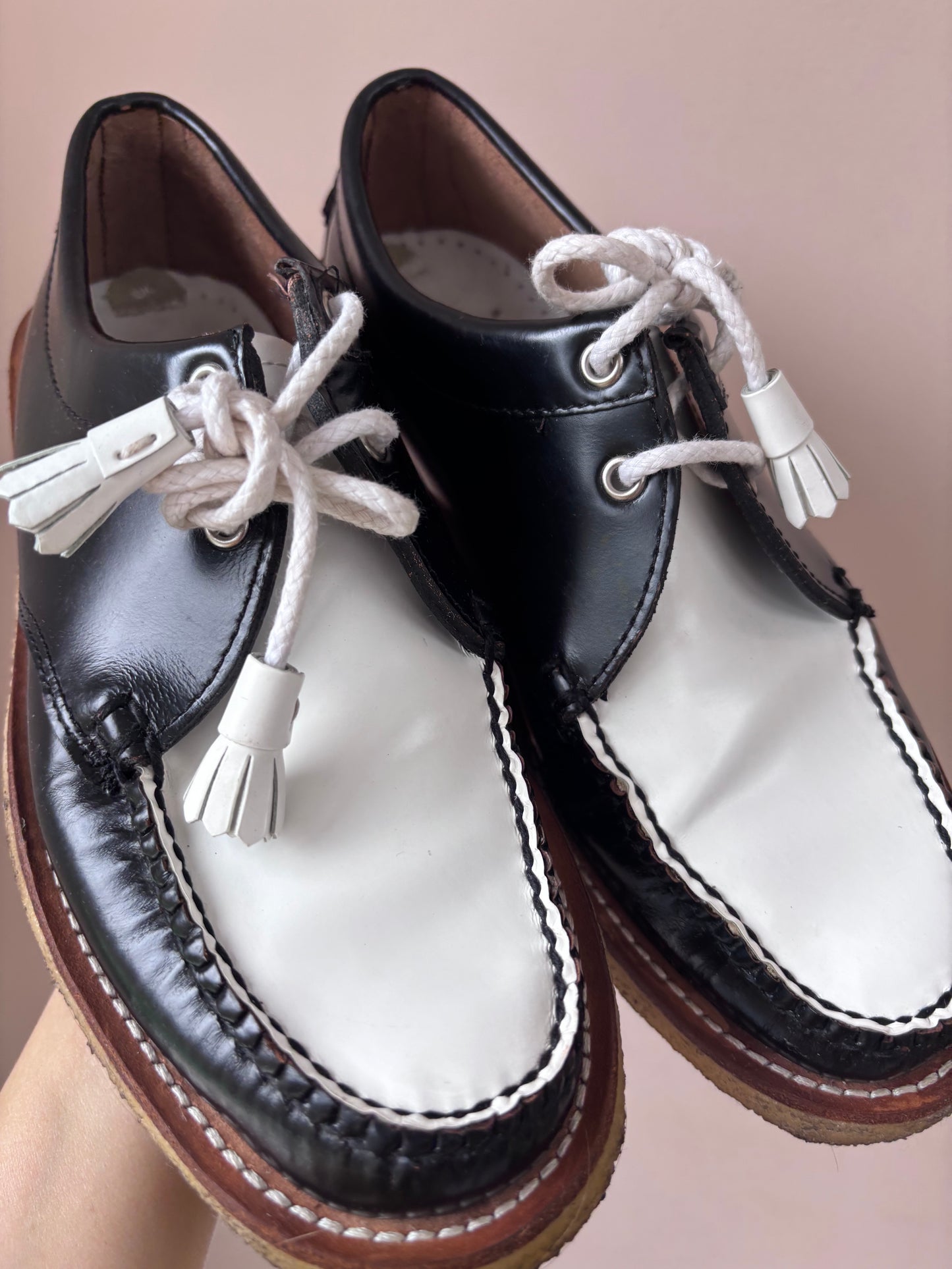 Weejuns black white loafers size UK6.5