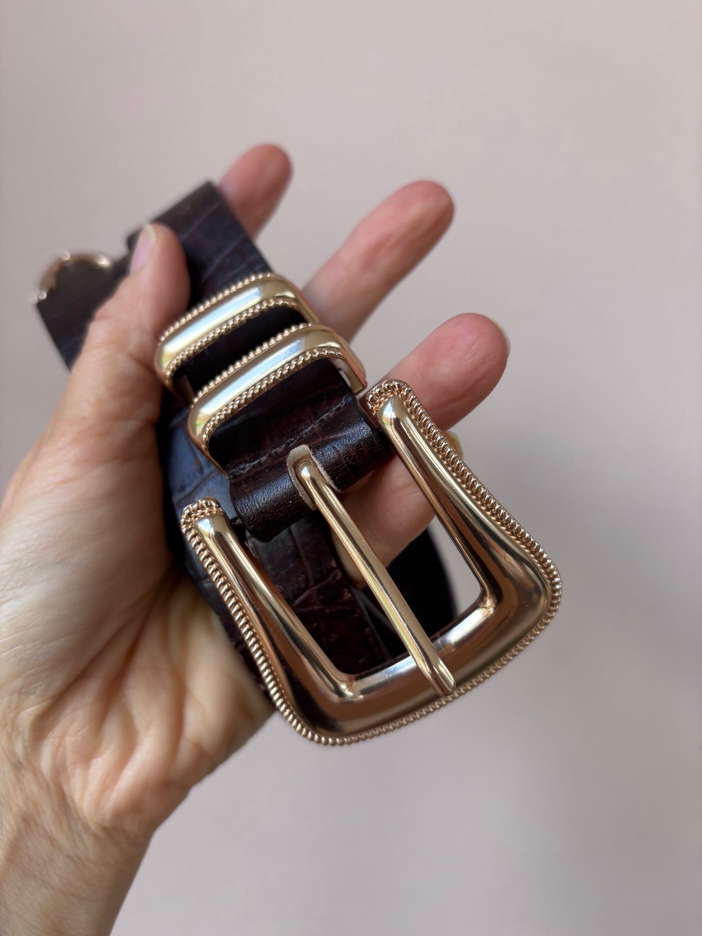 Brown leather belt size Medium