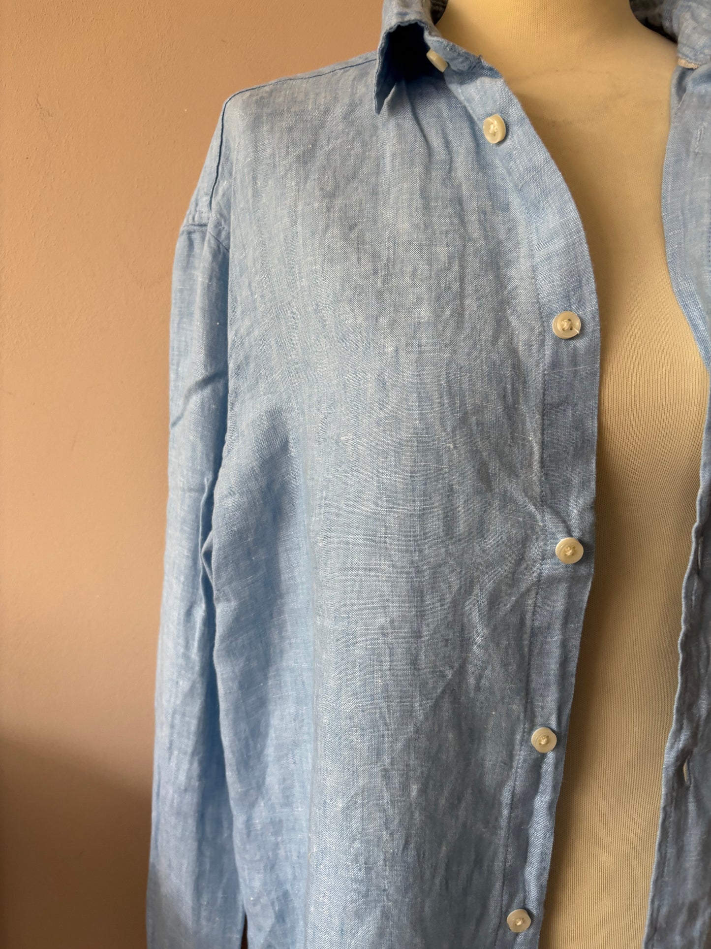 Light blue 100% linen shirt size Large