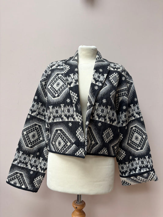 Vintage 100% cotton cropped jacket size 12
