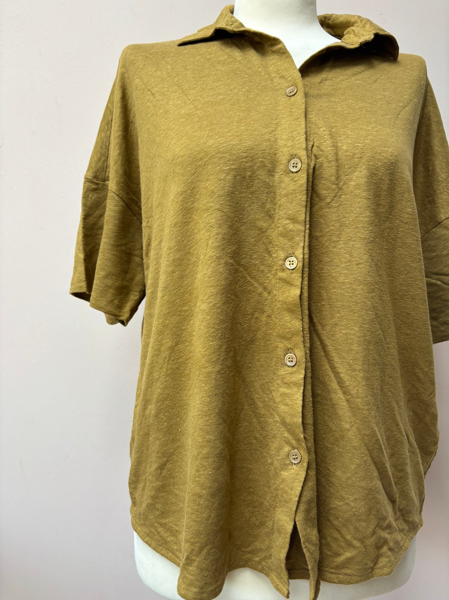 Moss green linen top size 12/14