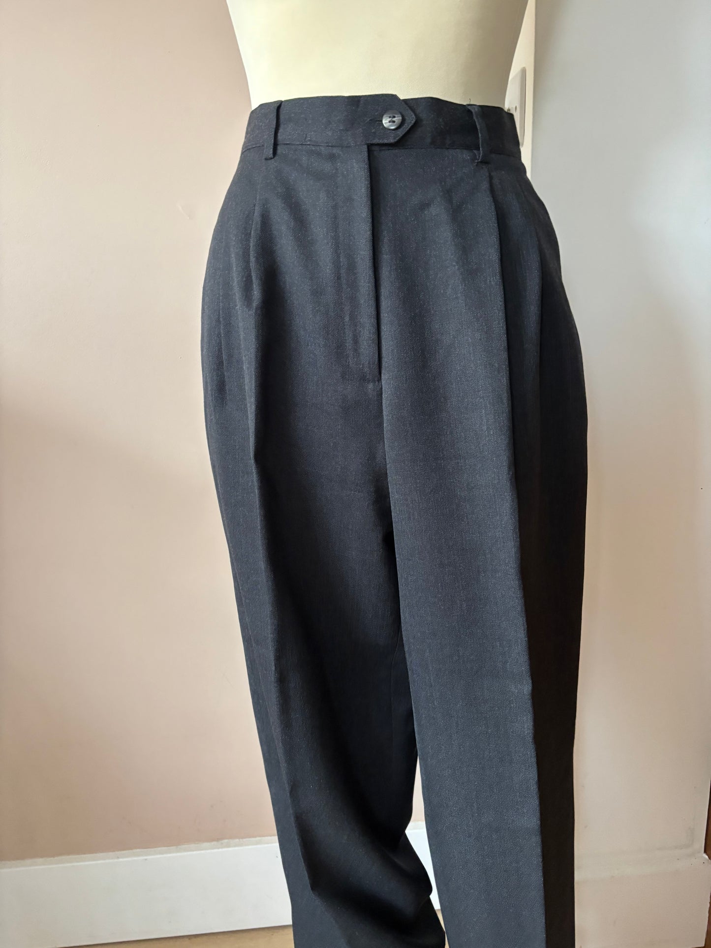 Vintage 100% wool trousers size 8/10