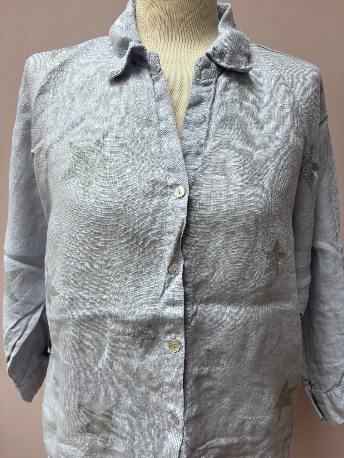Pale grey 100% linen star shirt size 10