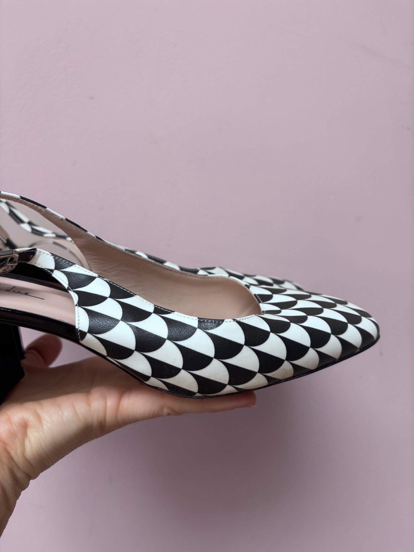 Black white leather heels size 5